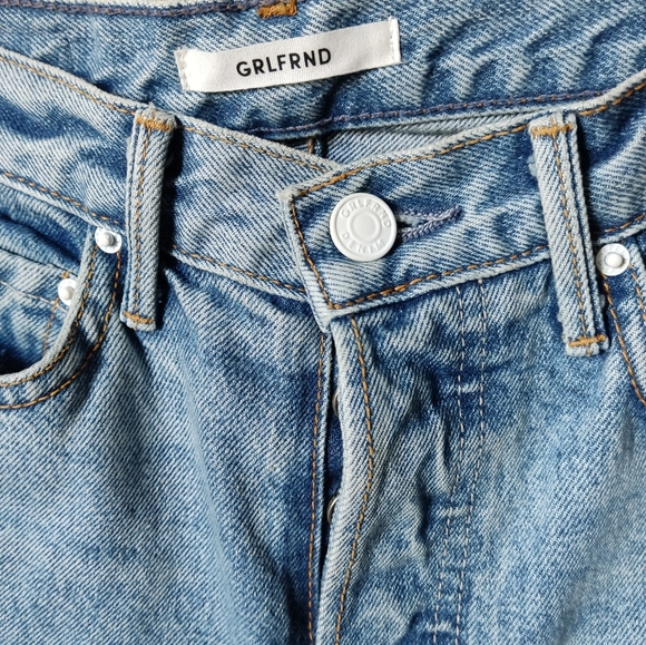 GRLFRND Jeans. Inscribed "It's just you and me babe" Karolina Size 25 - Picture 4 of 11